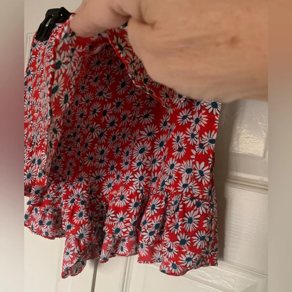 Zara Trafaluc Collection Red Daisy Print Skort